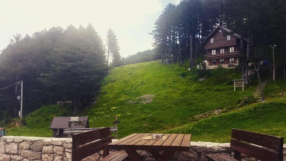Hotel Snjezna Kuca - Nature Park Of Bosnia Herzegovina Padezina Exteriér fotografie
