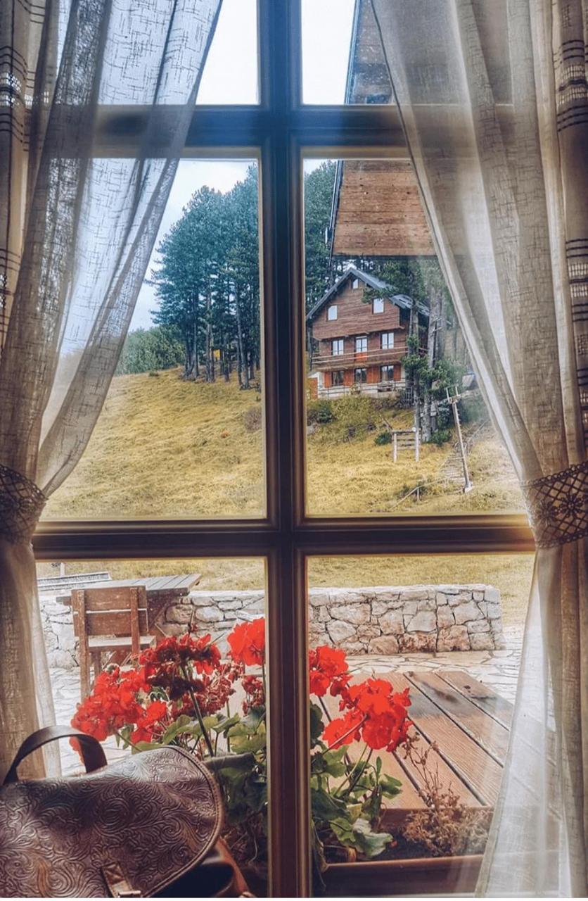 Hotel Snjezna Kuca - Nature Park Of Bosnia Herzegovina Padezina Exteriér fotografie